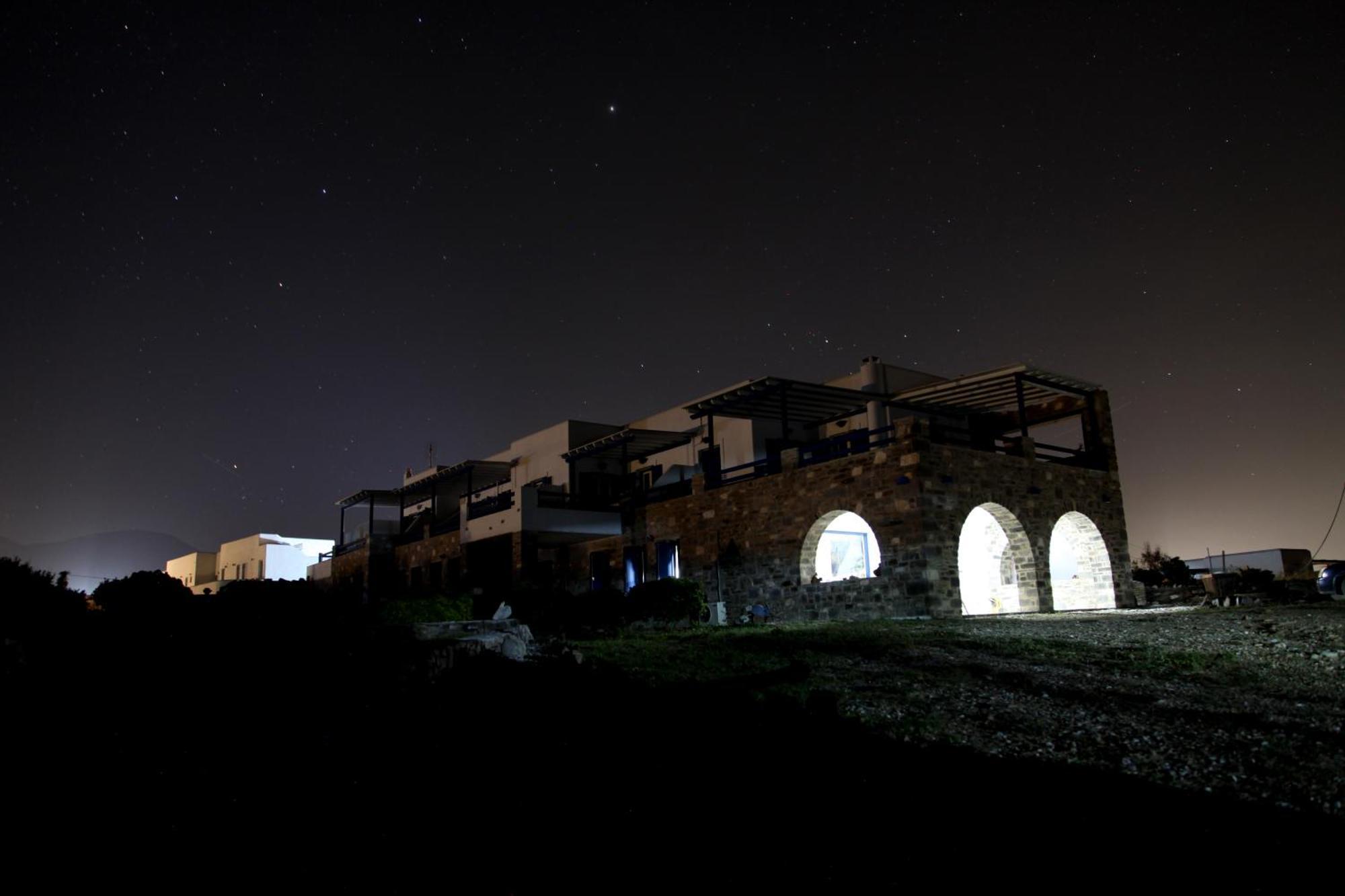 Aura Paros Lägenhet Logaras Exteriör bild