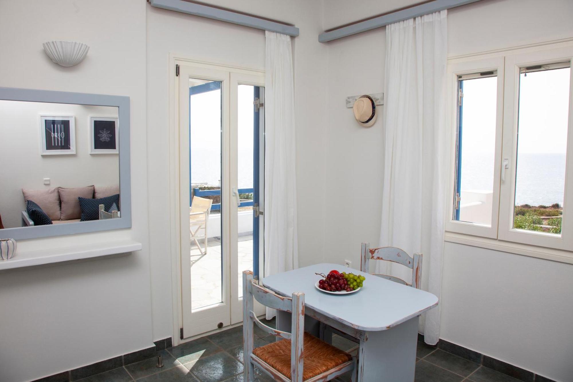 Aura Paros Lägenhet Logaras Rum bild
