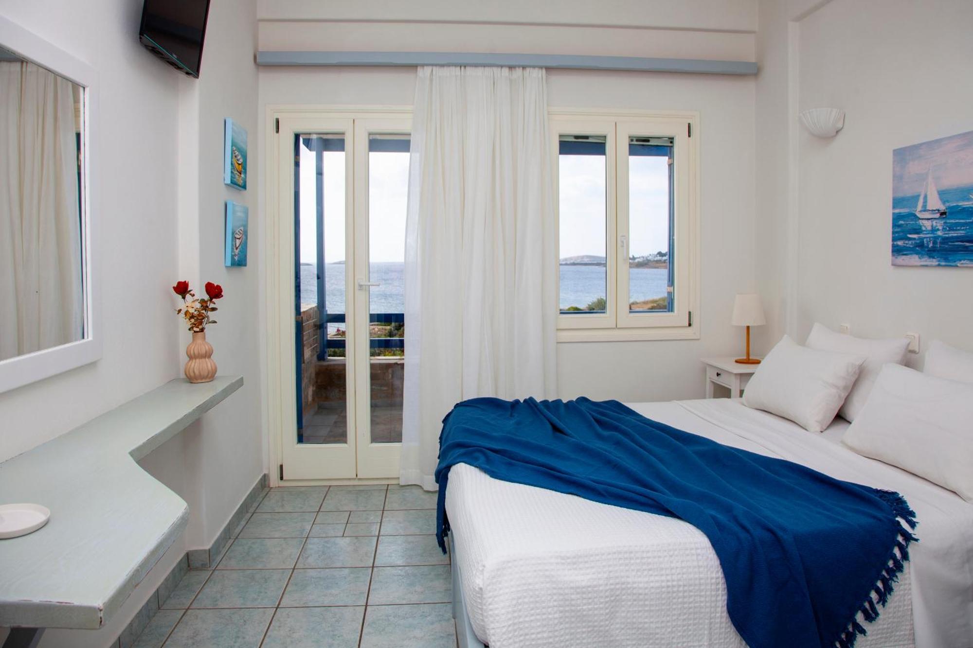 Aura Paros Lägenhet Logaras Rum bild